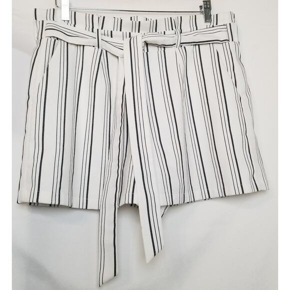 Great Jones Women's Striped Tie Waist Pull-On Shorts Size 6 - 13812142 - Picture 1 of 7